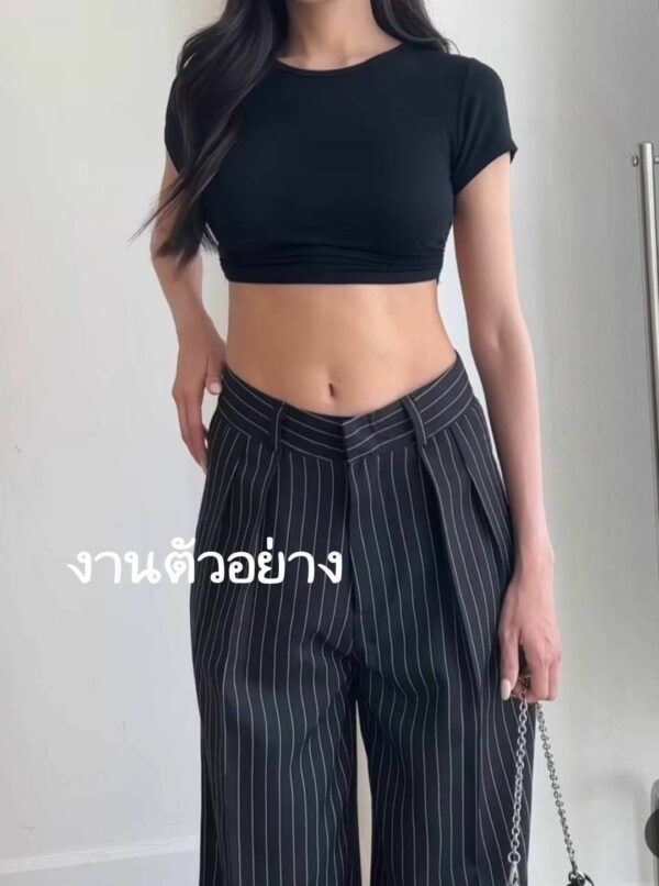 กางเกงขายาวกระบอกใหญ่ริ้วดำ